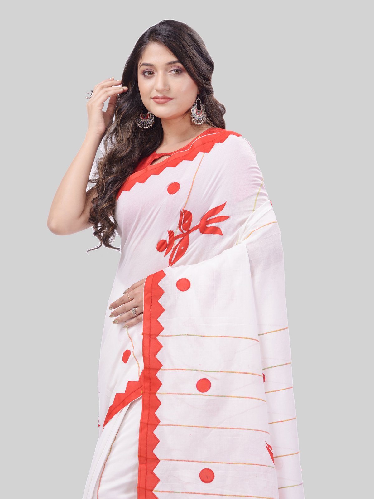 DESH BIDESH Women`s Bengali Khesh Pure Cotton Handloom Saree Trinayani Durga Designed With Blouse Piece (White Red)